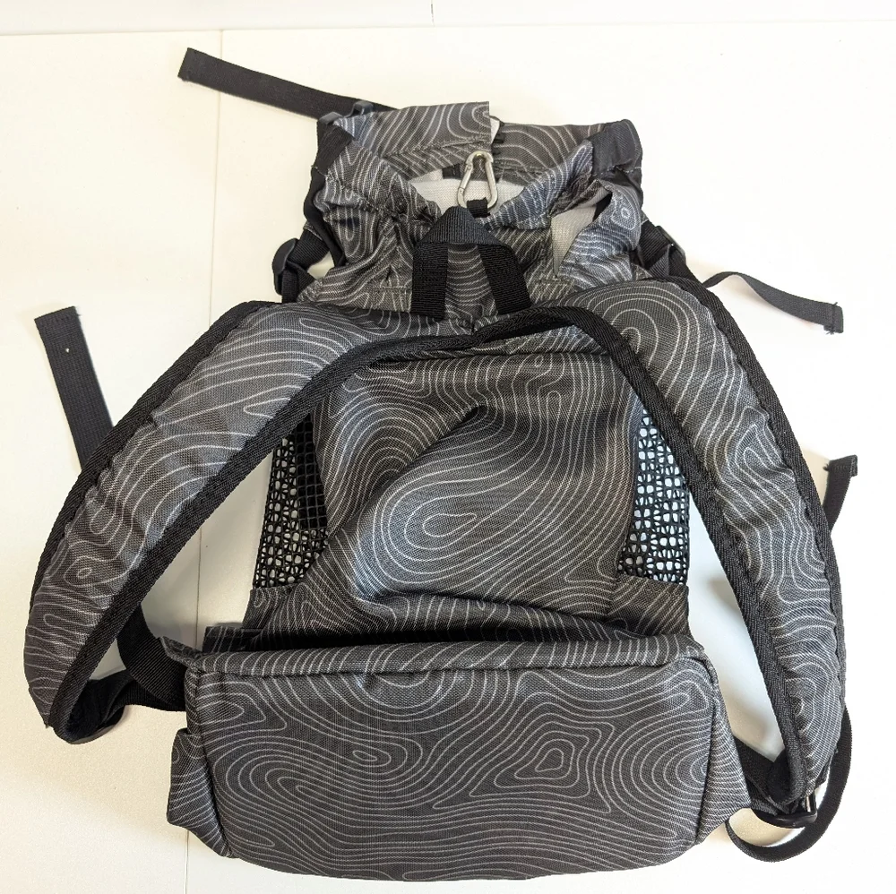 ACADIA TRAIL BACKPACK DOG CARRIER Size Medium EUC
